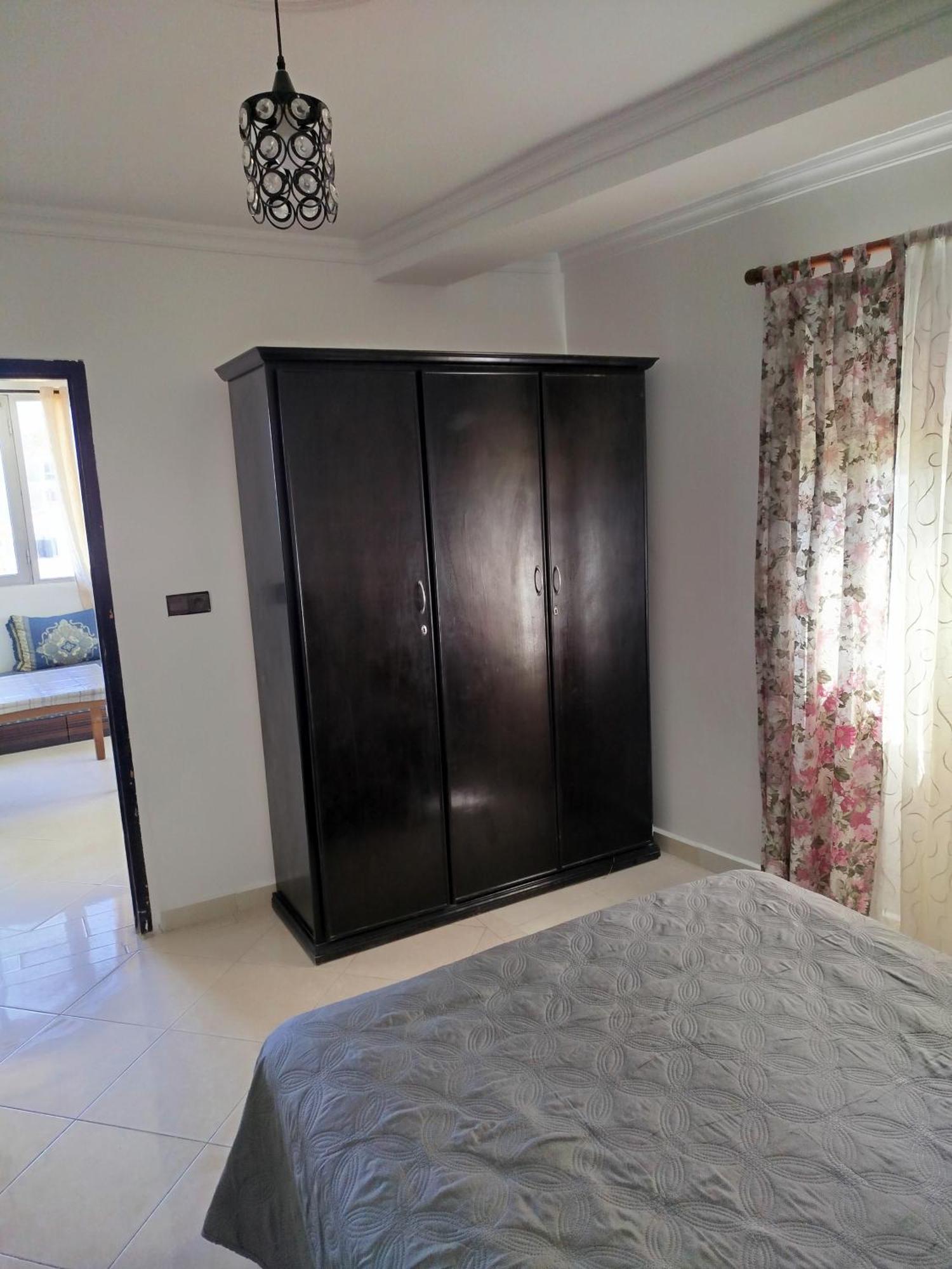 Apartment Corniche Ksar Sgher Ксар-ес-Сґгір Екстер'єр фото
